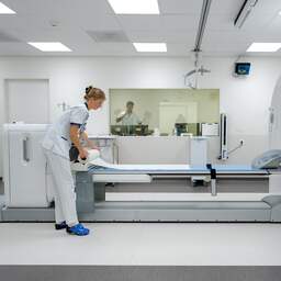 'Mysterie' waarom meer jonge mensen kanker krijgen, overleving neemt wel toe